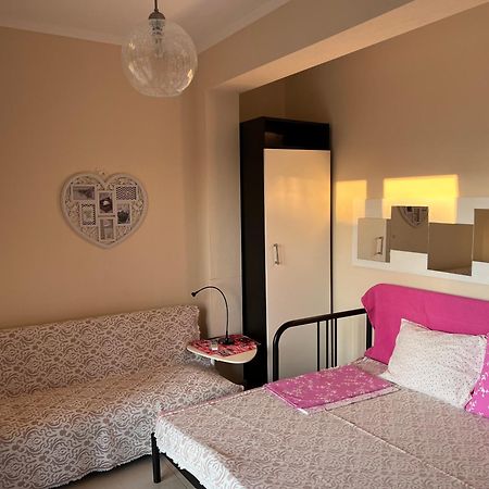 Am Beach House Nea Moudania Luaran gambar