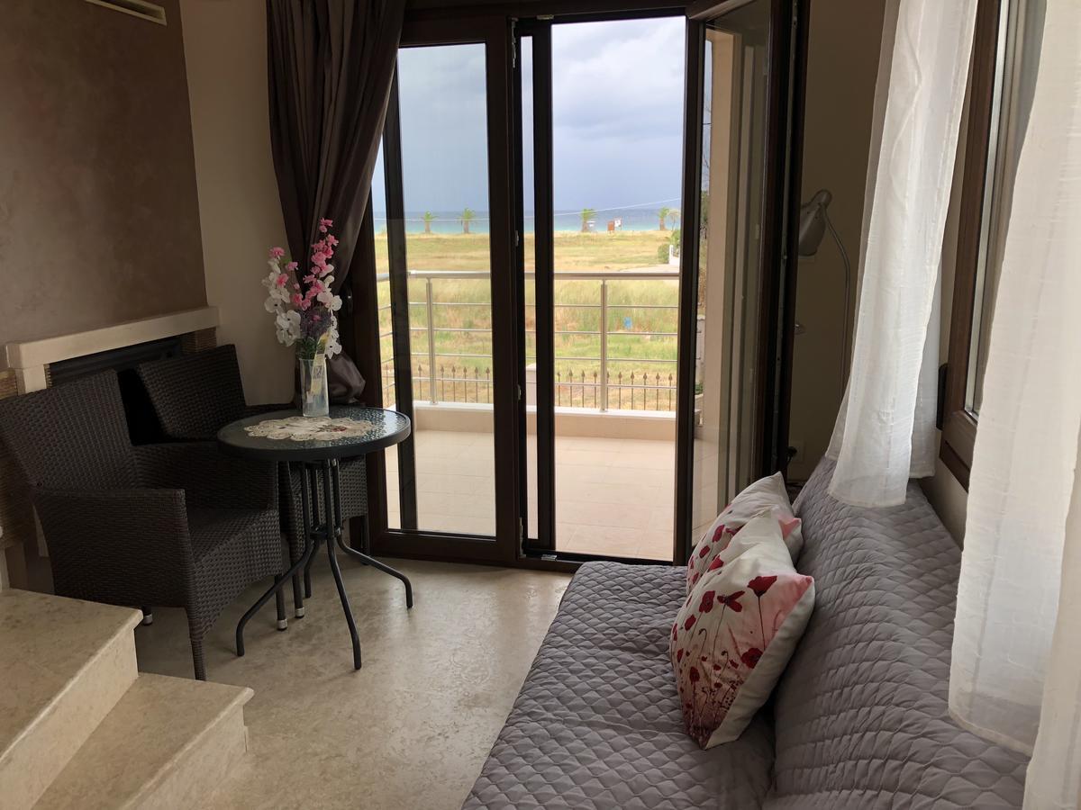 Am Beach House Nea Moudania Luaran gambar