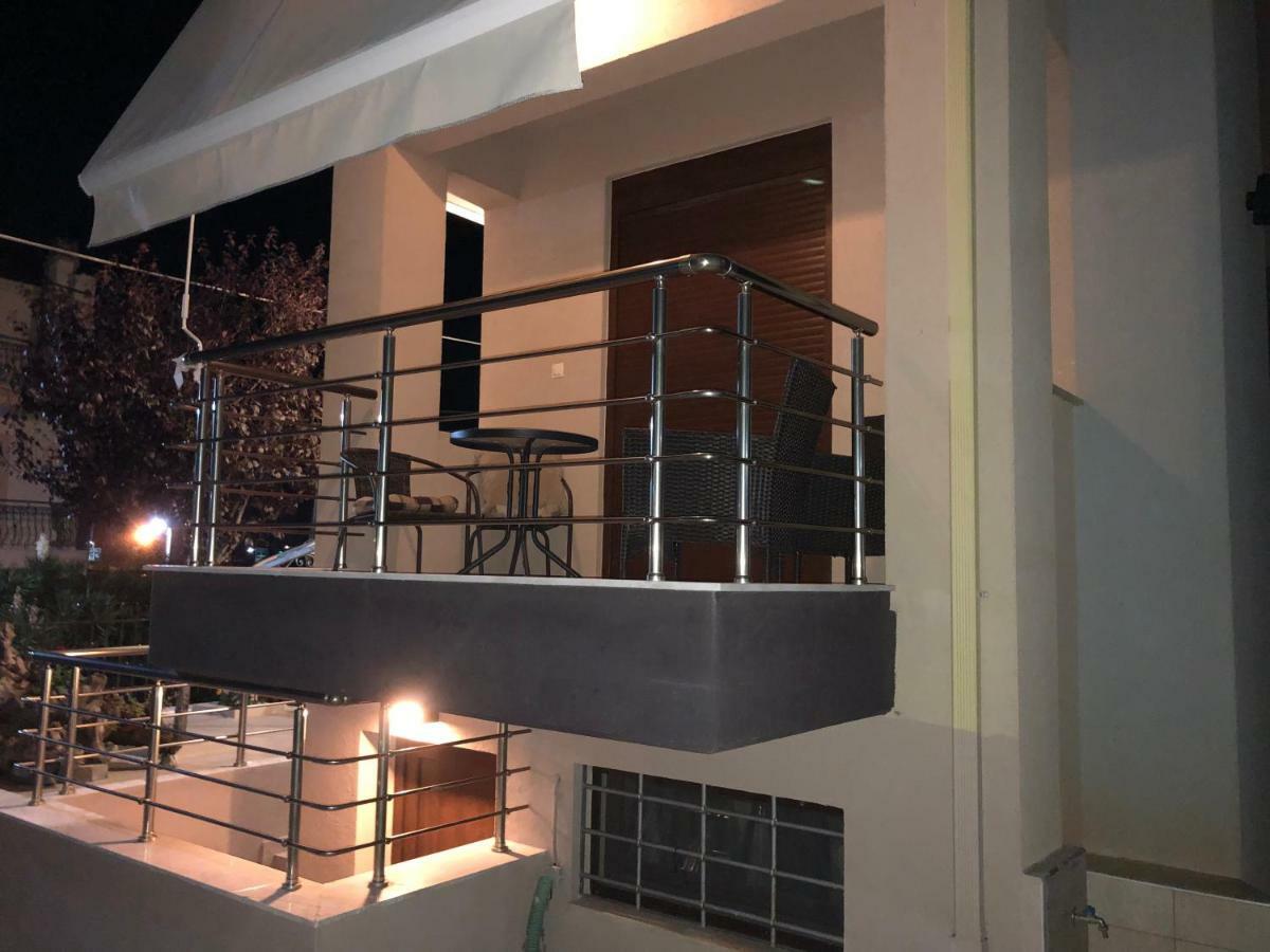 Am Beach House Nea Moudania Luaran gambar